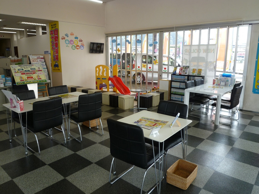 ㈱備後鈑金 スズキ販売福山北/オニキス福山 4枚目