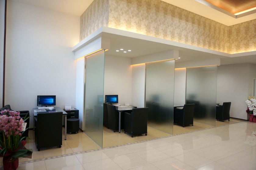 ㈱ナンバーワンオート 本社 5枚目